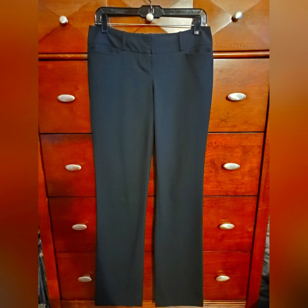 The Limited Black Collection, Drew Fit